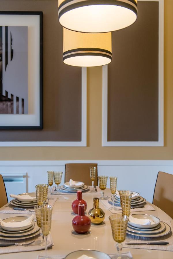 Palazzo Nana Suites & Apartments เนเปิลส์ ภายนอก รูปภาพ