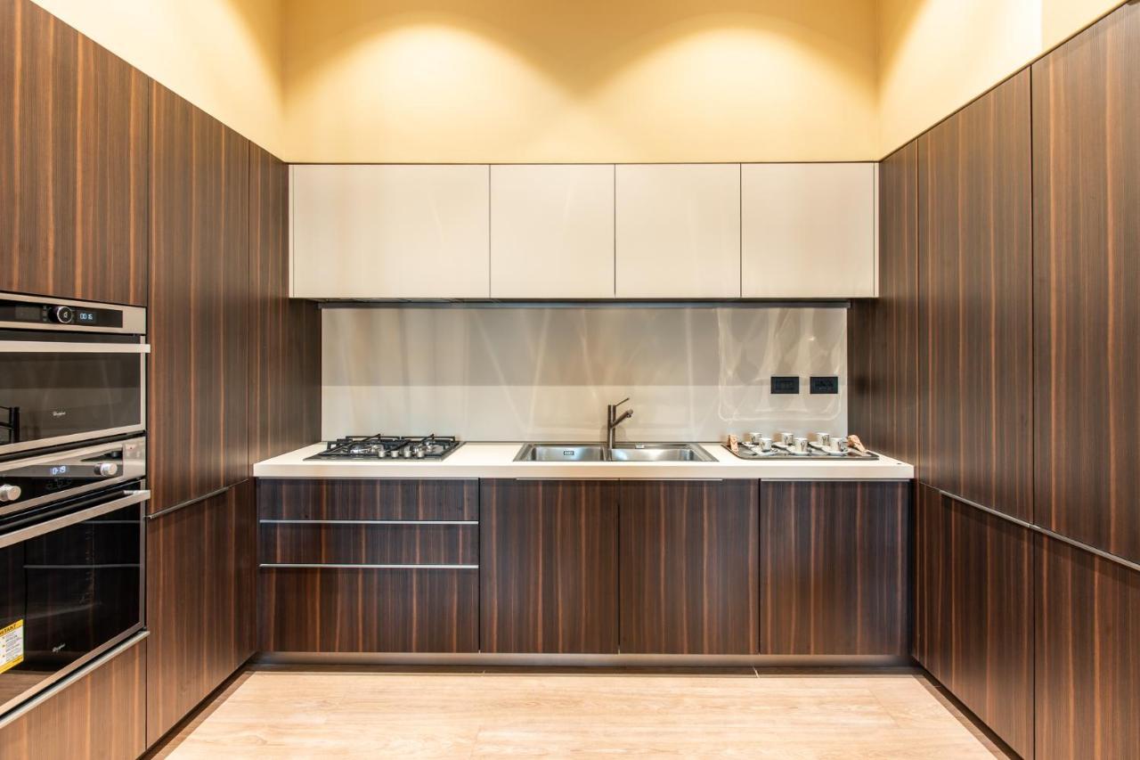 Palazzo Nana Suites & Apartments เนเปิลส์ ภายนอก รูปภาพ
