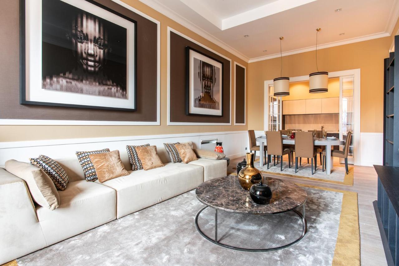 Palazzo Nana Suites & Apartments เนเปิลส์ ภายนอก รูปภาพ
